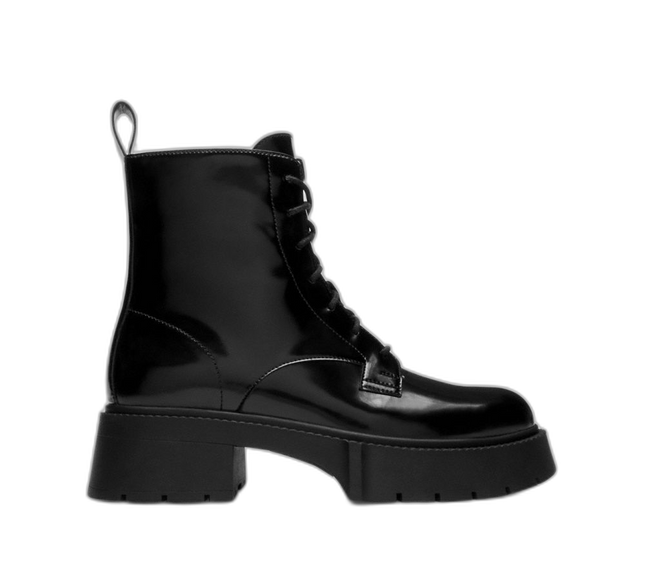 CZ381 BLK