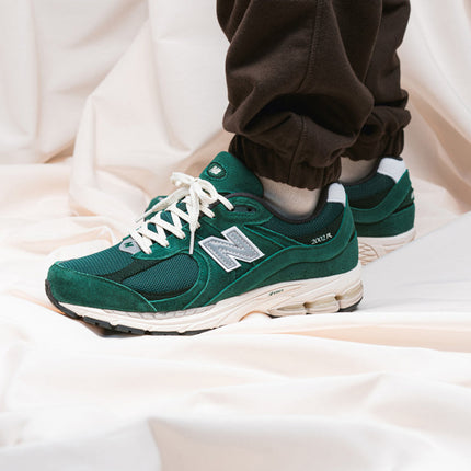 New Balance 2002R Nightwatch Green M2002RHB