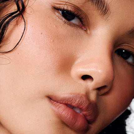 rhode peptide lip shape twist